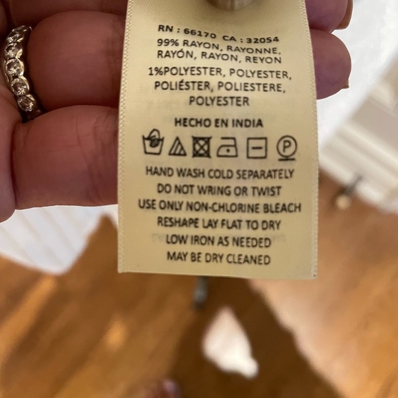 Anthropologie romantic top - Picture 6 of 7